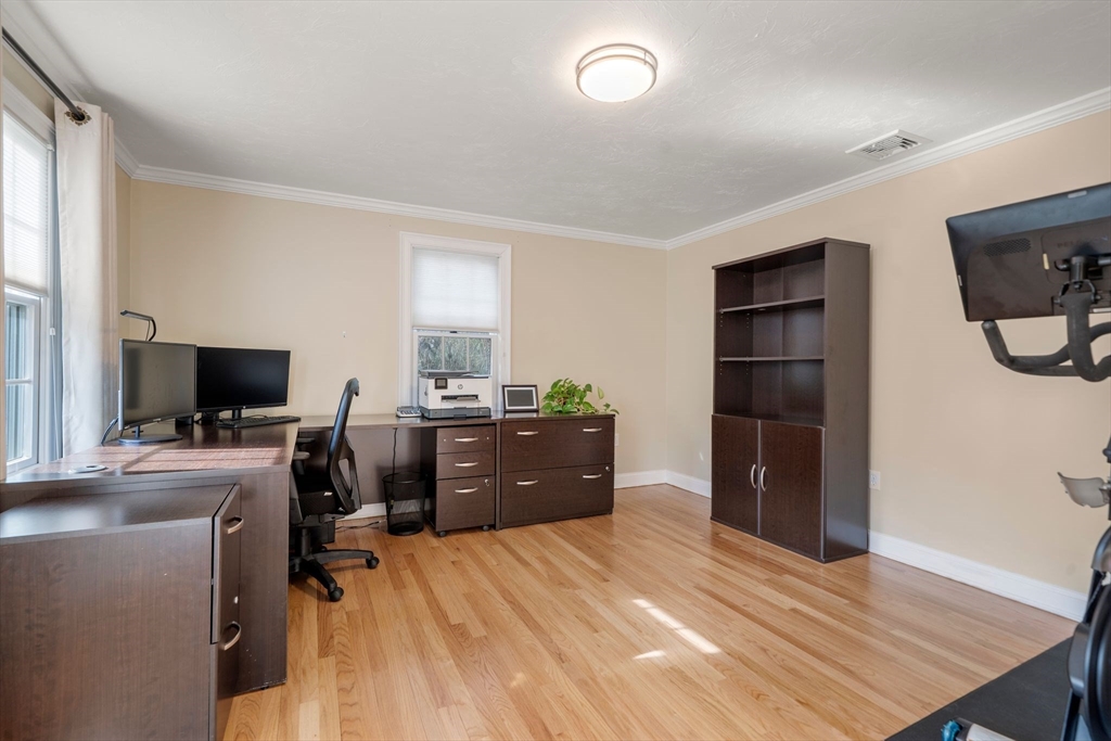 12 Thistle Lane Rochester, MA 02770 - Photo 10 of 39