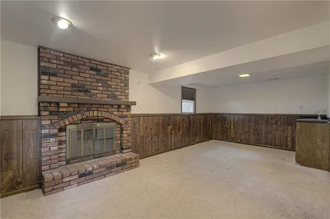 $274,999 | 16307 Spring Valley Road, Belton, MO 64012