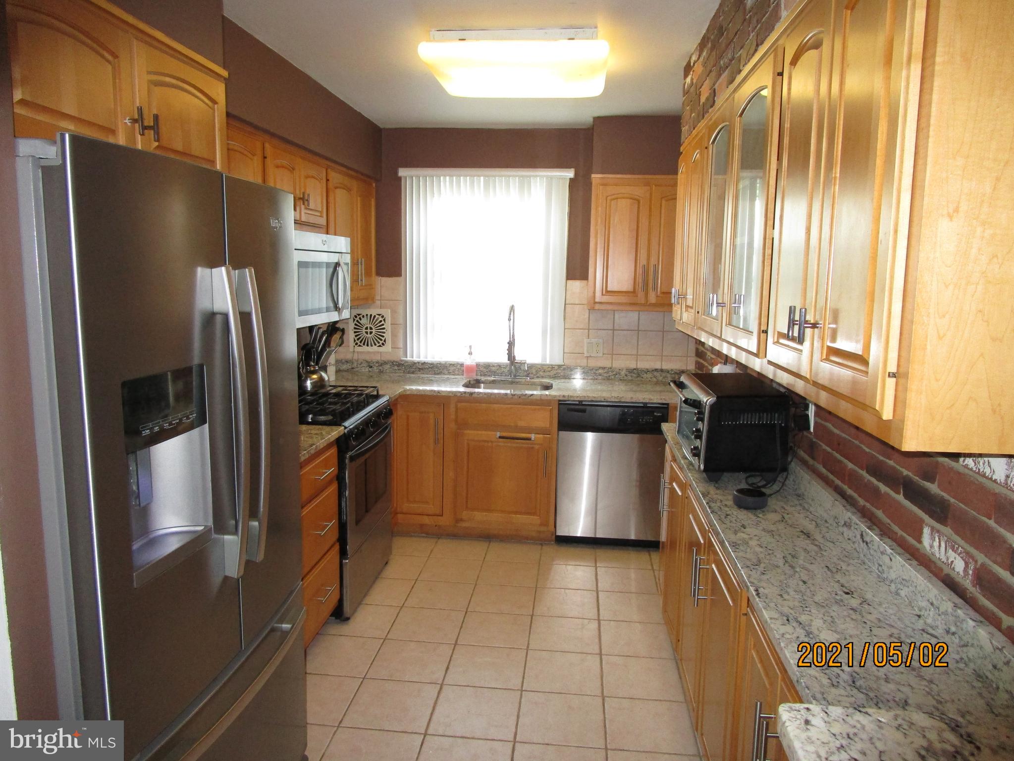 1146 Morefield Road Philadelphia, PA 19115 - Photo 8 of 30 Kitchen