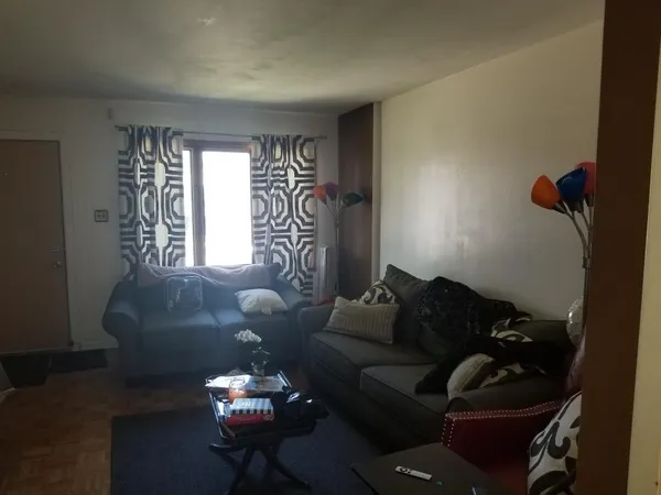$149,900 | 351 East 91st Street, Unit A, Chicago, IL 60619