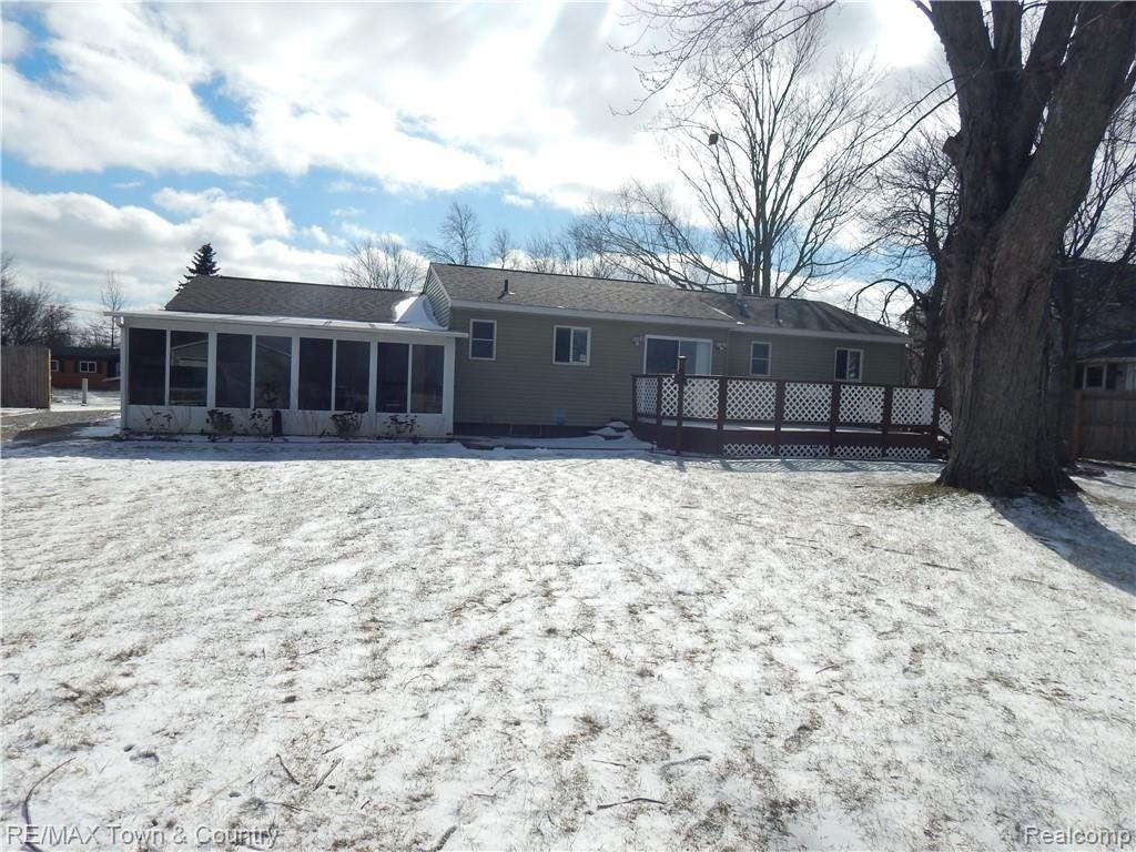 2475 East Dodge Road Clio, MI 48420 - Photo 29 of 32 DSCN9302.JPG