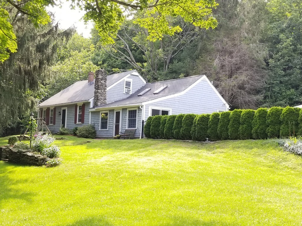 223 Alpine Road Fitchburg, MA 01420 - Photo 2 of 27 Gallery Image 2