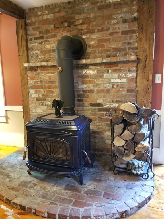 223 Alpine Road Fitchburg, MA 01420 - Photo 8 of 27 Gallery Image 8