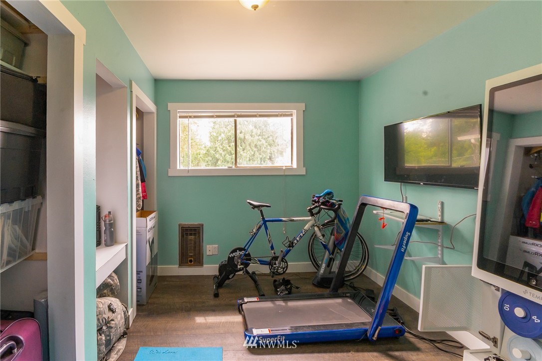 3133 Columbia Heights Road Longview, WA 98632 - Photo 14 of 38 Gallery Image 14