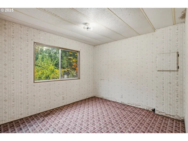 $134,950 | 19493 Redwood Highway, Selma, OR 97538