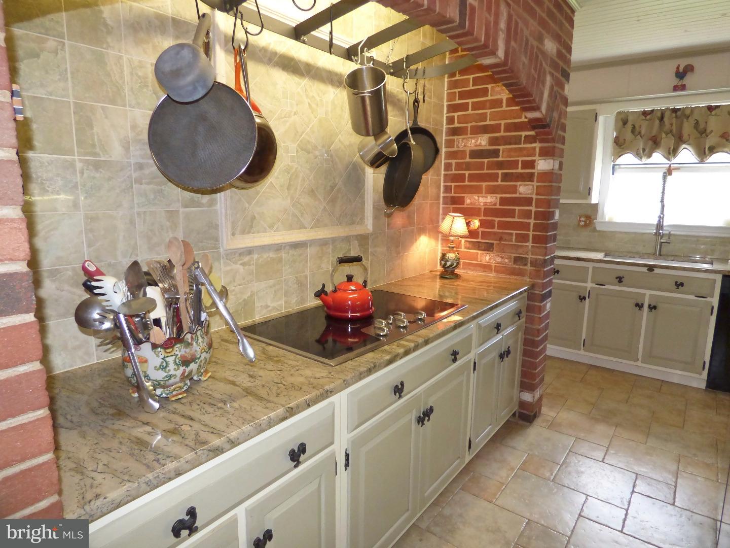 839 Sugars Bridge Road West Chester, PA 19380 - Photo 7 of 25 Gallery Image 7