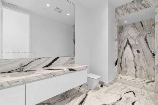 $100,000 | 17901 Collins, Unit PH4705, Sunny Isles Beach, FL 33160
