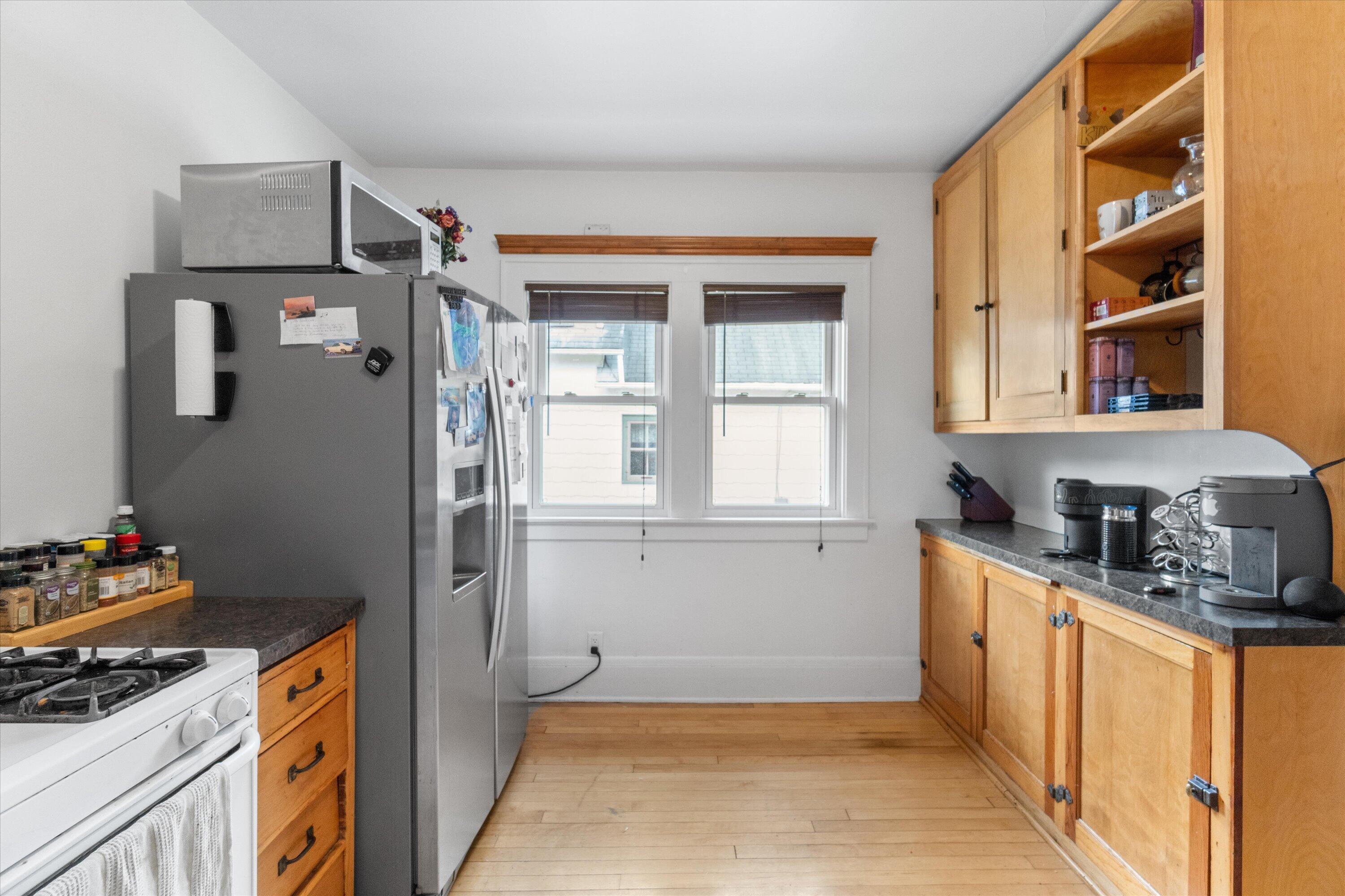 159 North 59th Street Milwaukee, WI 53213 - Photo 25 of 34 Stainless steel appliances and ample counter space