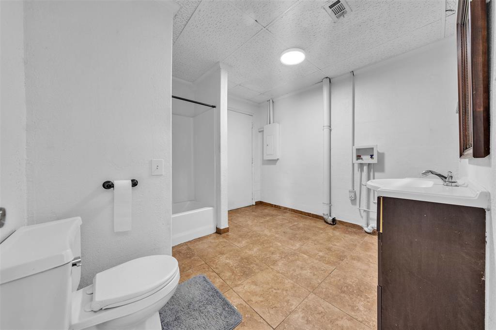 109 Fm 2280, Unit 111A Cleburne, TX 76031 - Photo 15 of 15