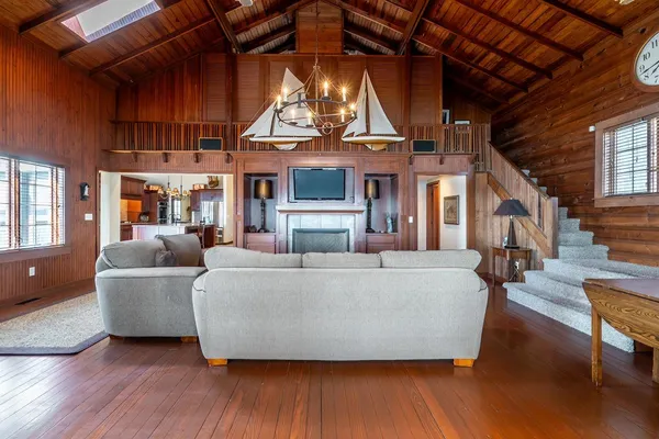 $2,545,000 | 222 West Clear Lake Drive, Fremont, IN 46737