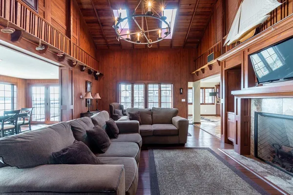 $2,545,000 | 222 West Clear Lake Drive, Fremont, IN 46737