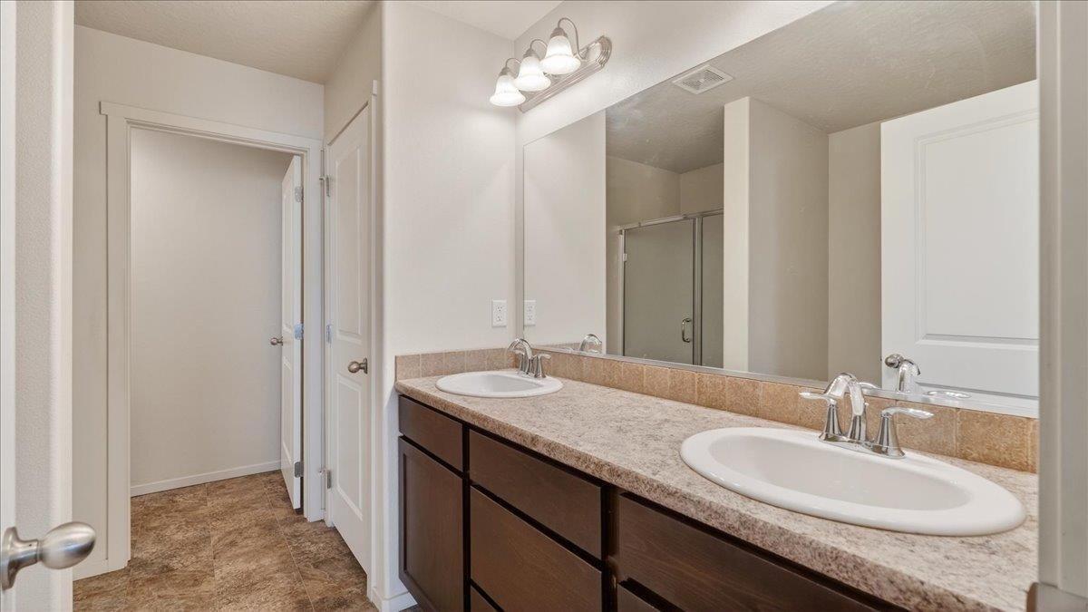 7819 South Fruitvale Road Cheney, WA 99004 - Photo 14 of 24