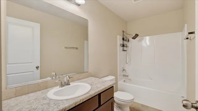 $427,500 | 7819 South Fruitvale Road, Cheney, WA 99004