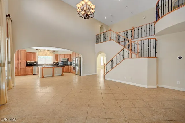 $1,049,999 | 960 White Feather Lane, Las Vegas, NV 89138