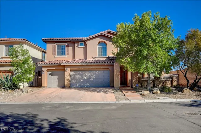 $1,049,999 | 960 White Feather Lane, Las Vegas, NV 89138