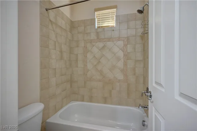 $1,049,999 | 960 White Feather Lane, Las Vegas, NV 89138