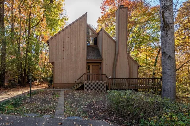 $169,900 | 1138 Edgebrook Drive, Winston-Salem, NC 27106