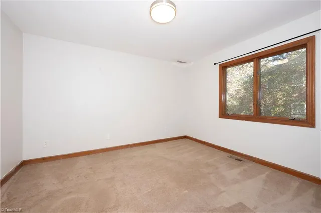 $169,900 | 1138 Edgebrook Drive, Winston-Salem, NC 27106