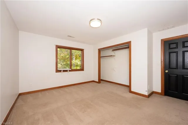 $169,900 | 1138 Edgebrook Drive, Winston-Salem, NC 27106