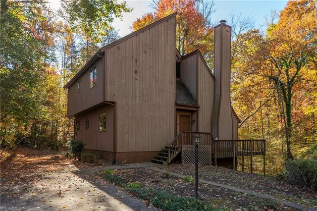 $169,900 | 1138 Edgebrook Drive, Winston-Salem, NC 27106