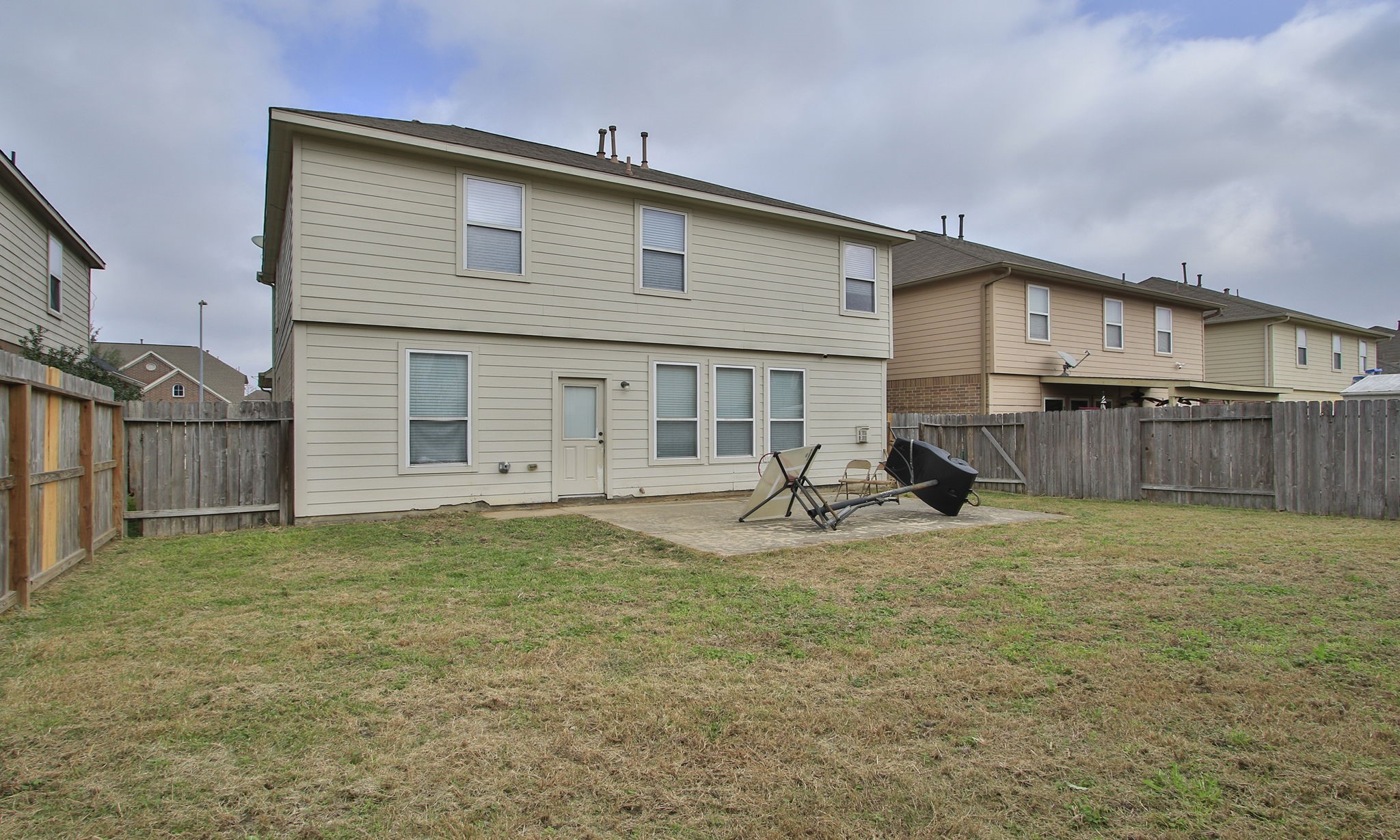 1031 Spring Heights Drive Spring, TX 77373 - Photo 38 of 41 a view of a house with backyard and sitting area