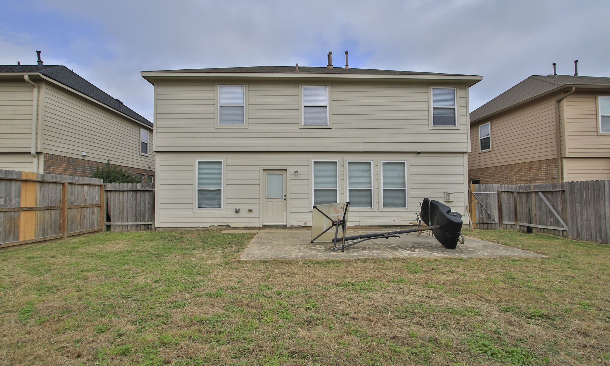 1031 Spring Heights Drive Spring, TX 77373 - Photo 39 of 41 a backyard of a house