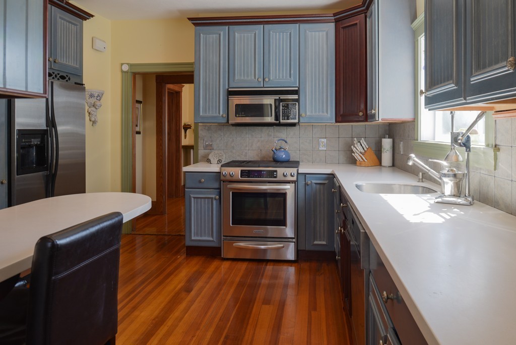 241 Castle Road Nahant, MA 01908 - Photo 5 of 24 Gallery Image 5