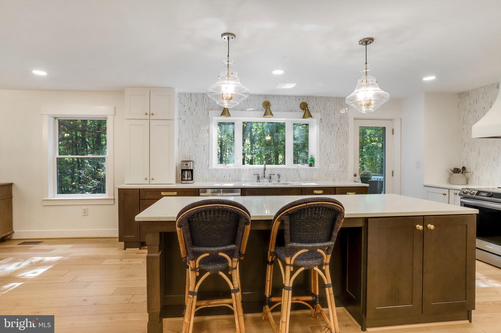 19012 Cattail Lane Poolesville, MD 20837 - Photo 11 of 81