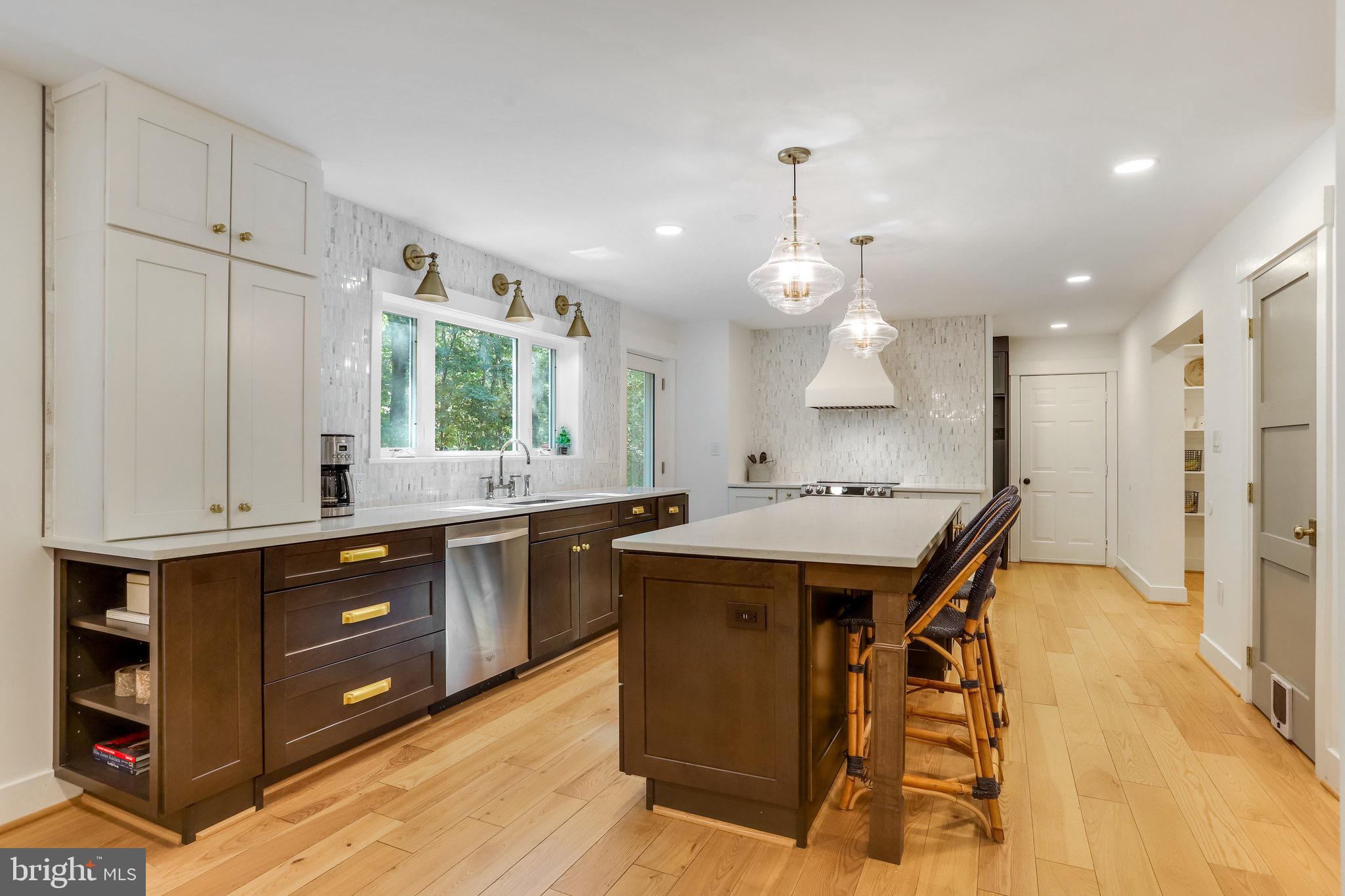 19012 Cattail Lane Poolesville, MD 20837 - Photo 13 of 81