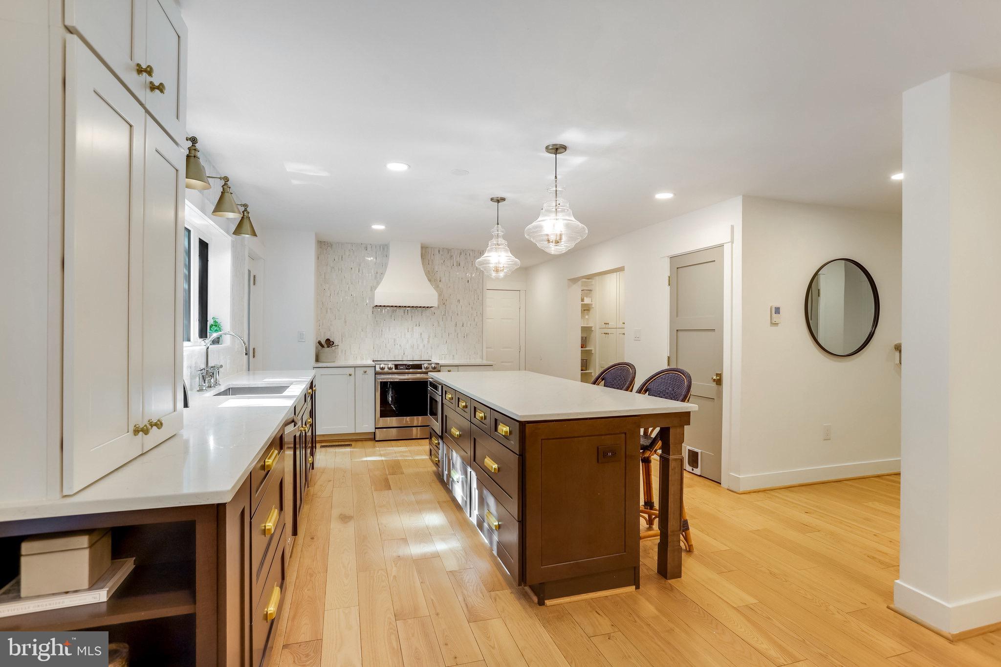 19012 Cattail Lane Poolesville, MD 20837 - Photo 14 of 81