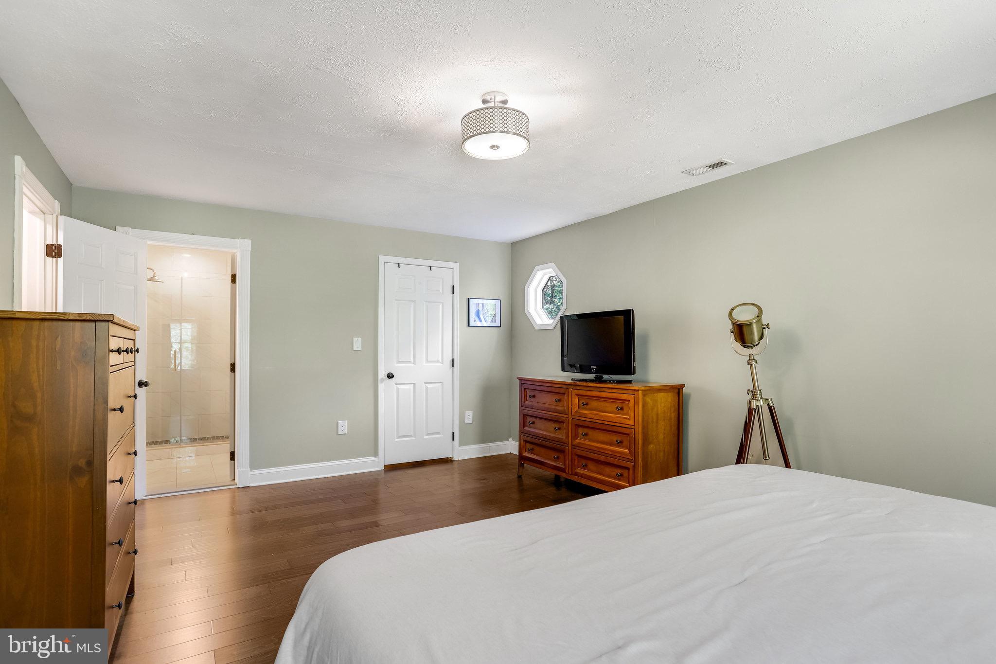 19012 Cattail Lane Poolesville, MD 20837 - Photo 34 of 81