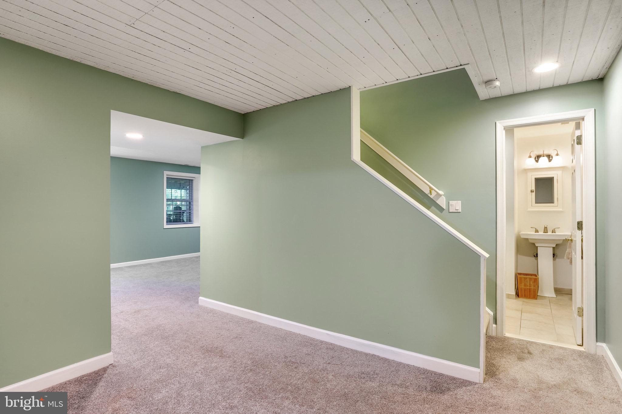 19012 Cattail Lane Poolesville, MD 20837 - Photo 50 of 81