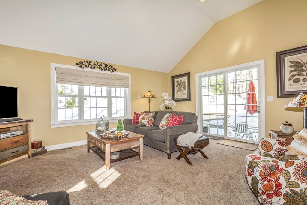 160 Newell Road Holden, MA 01520 - Photo 10 of 30 Gallery Image 10
