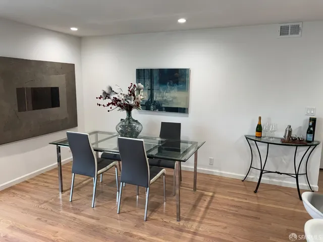 $2,488,000 | 2225 Vicente Street, San Francisco, CA 94116