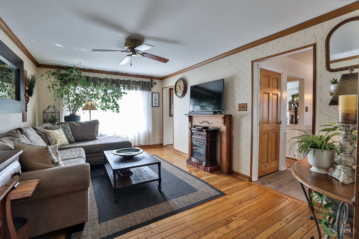 2683 Ebenezer Road Cincinnati, OH 45233 - Photo 7 of 51