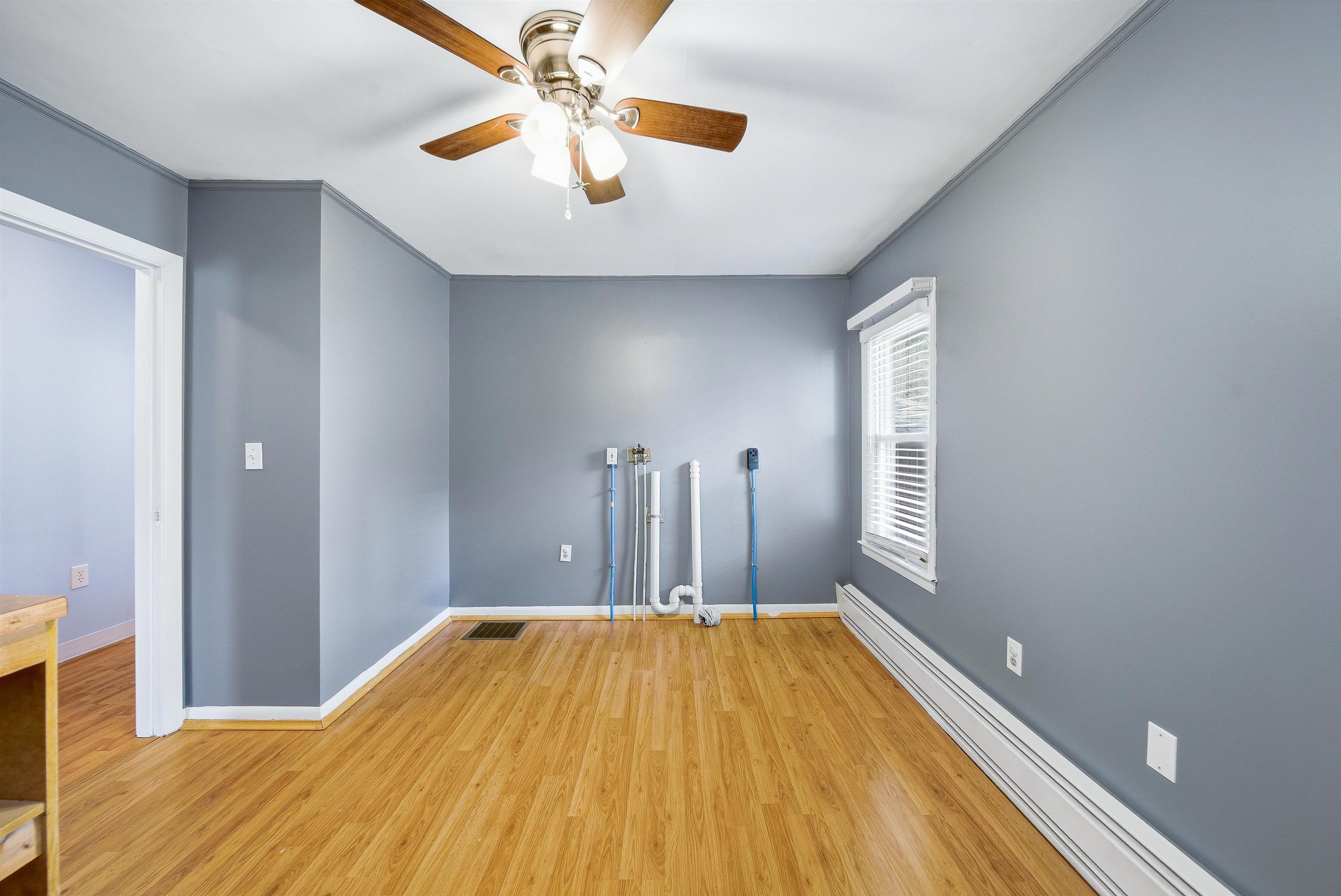 58 President Road Manchester, NH 03103 - Photo 18 of 40 Gallery Image 18
