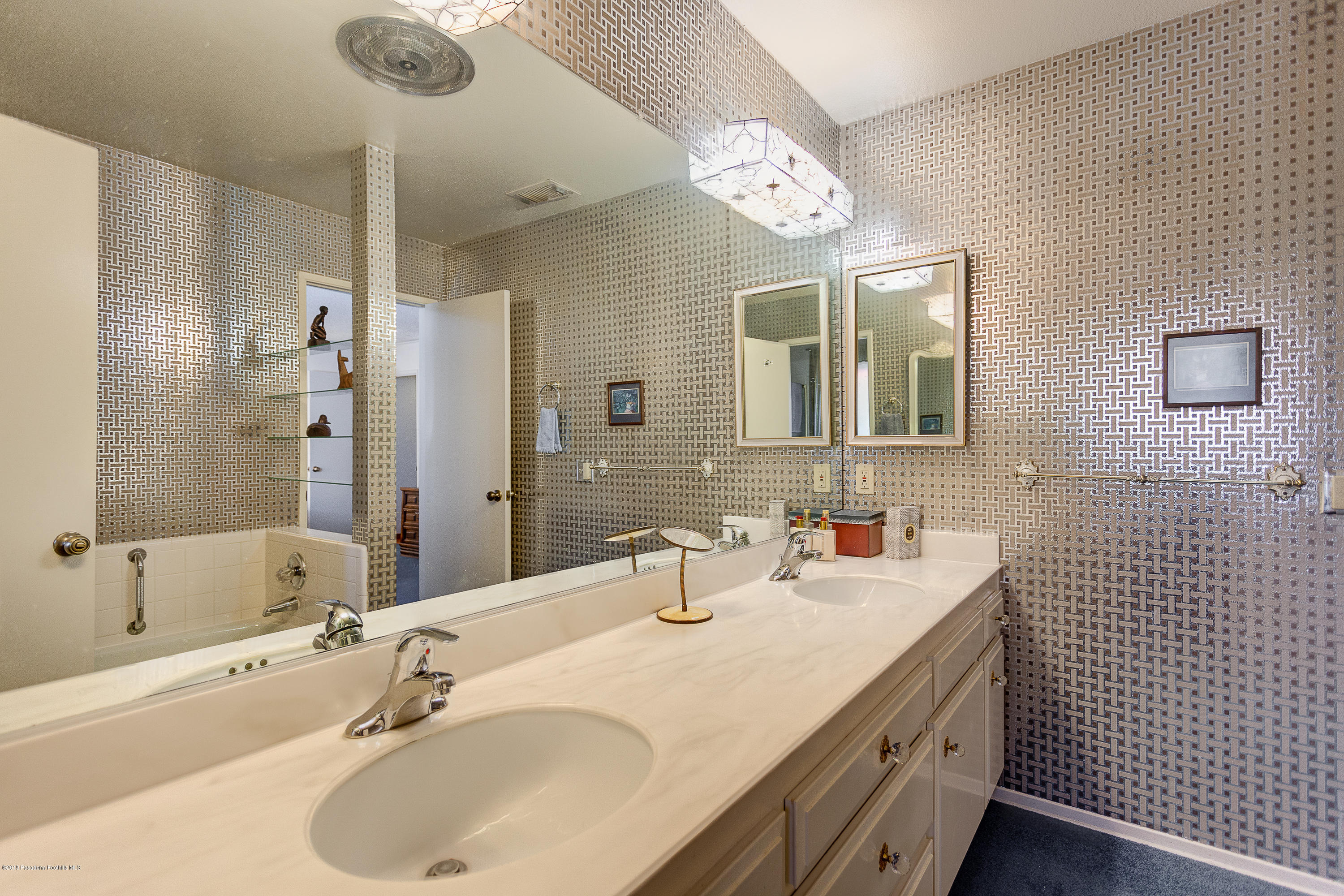 2082 Canyon Close Road Pasadena, CA 91107 - Photo 21 of 30 egpimaging_2082CanyonClose_022_MLS