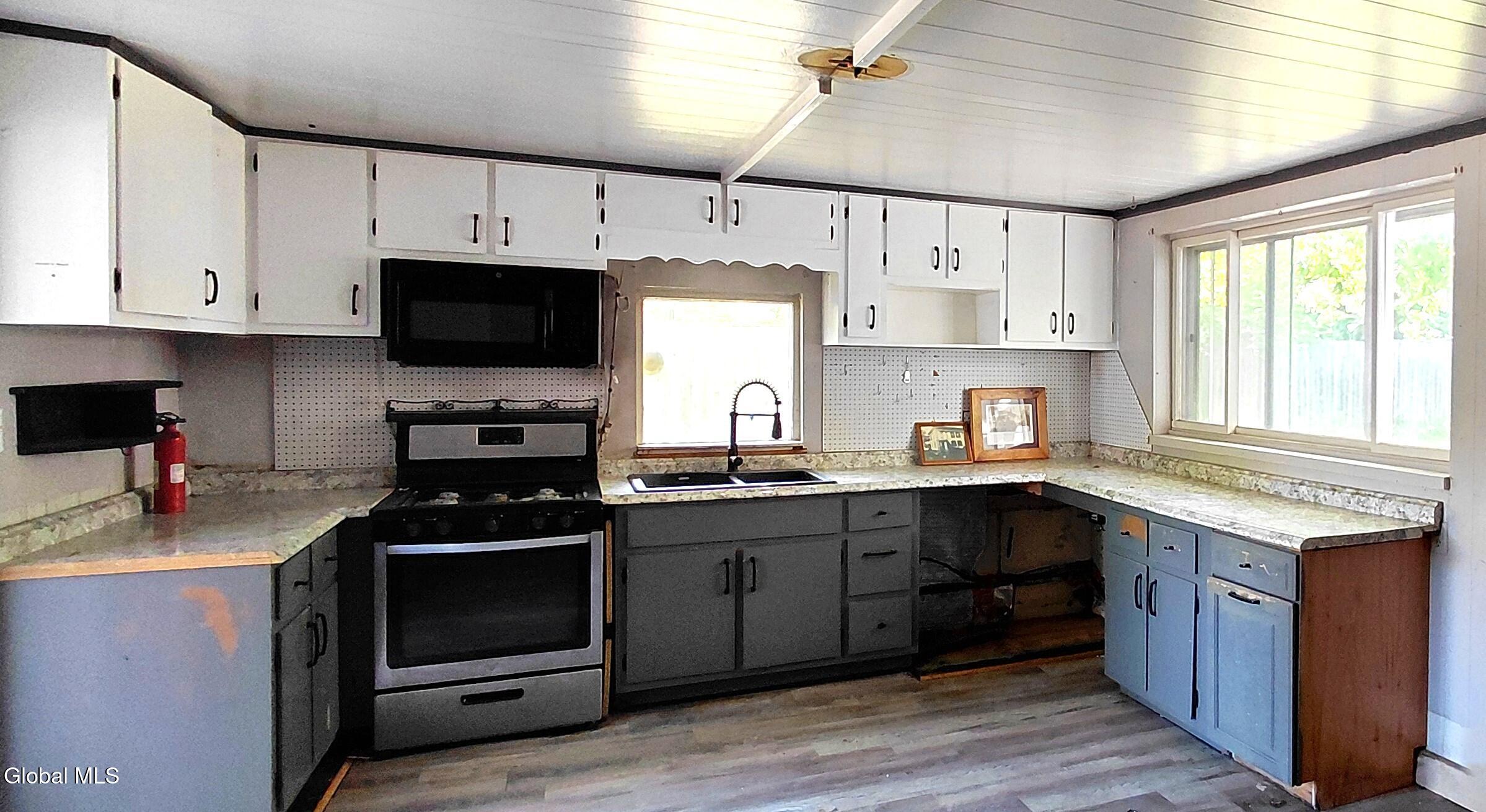 135 Clauverwie Road Middleburgh, NY 12122 - Photo 3 of 15 k