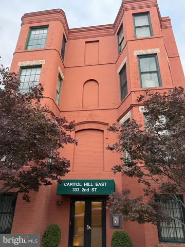 $269,900 | 333 2nd Street Northeast, Unit 305, Washington, DC 20002