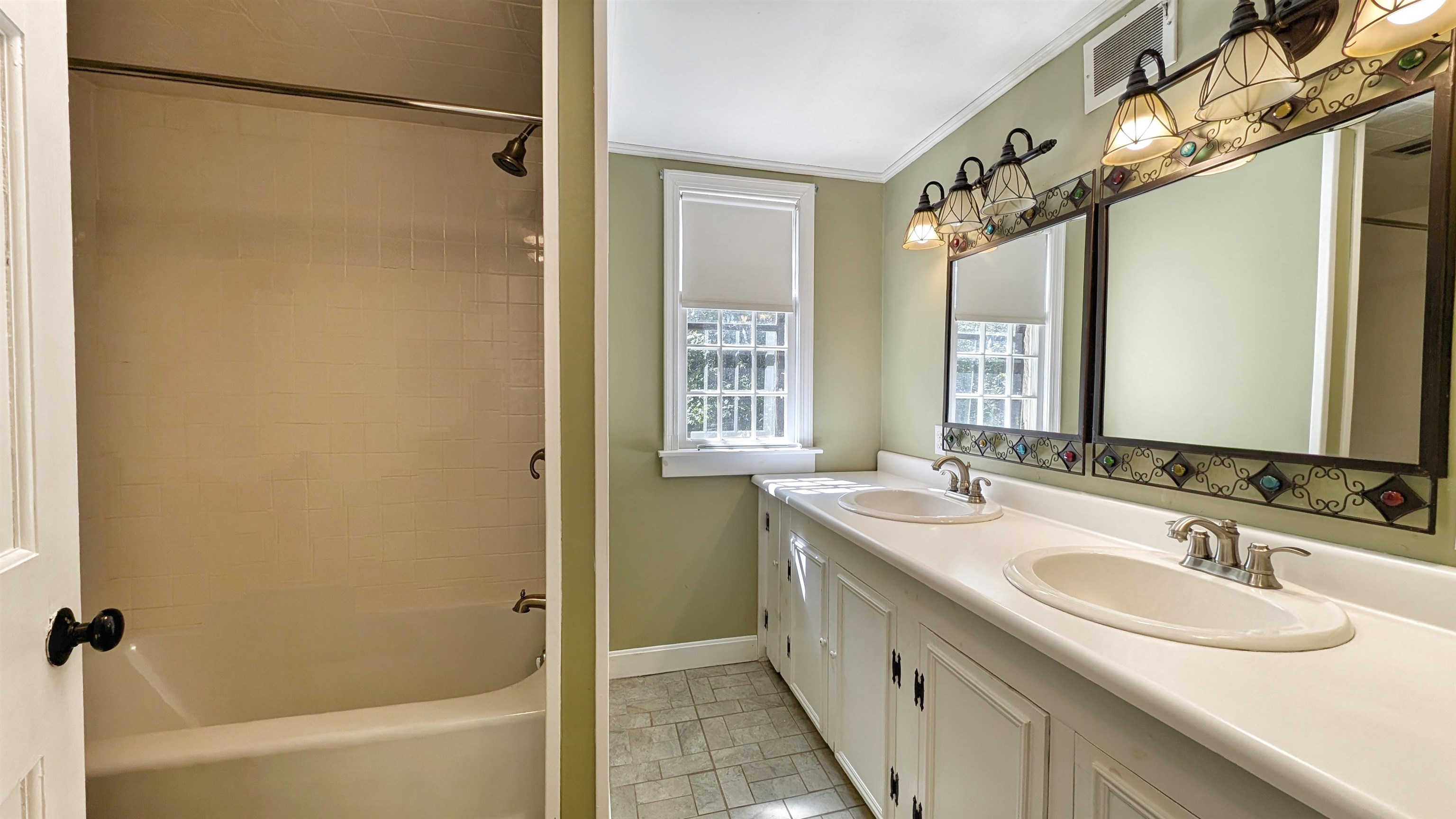 353 Boston Post Road Amherst, NH 03031 - Photo 11 of 32