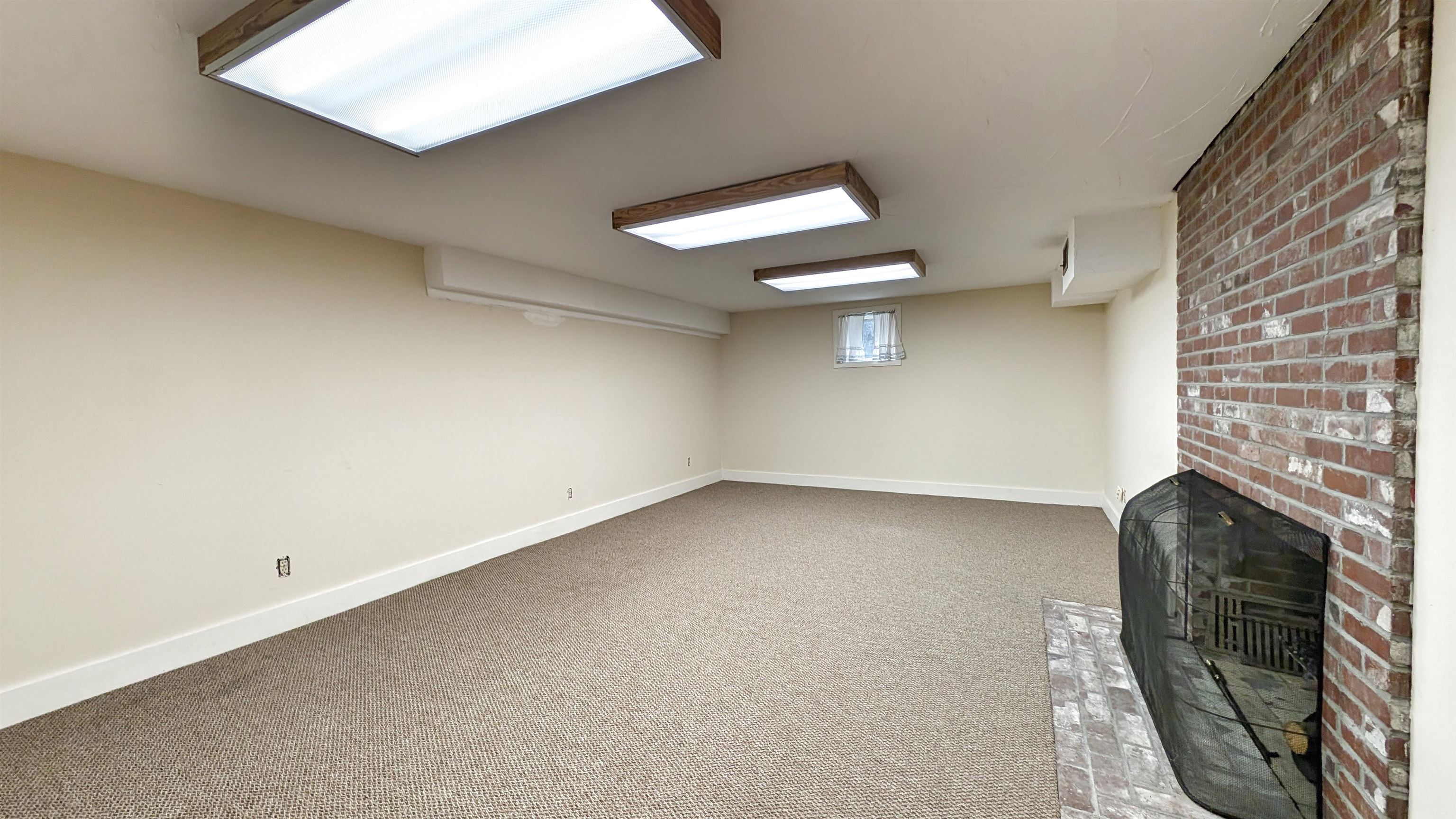 353 Boston Post Road Amherst, NH 03031 - Photo 14 of 32