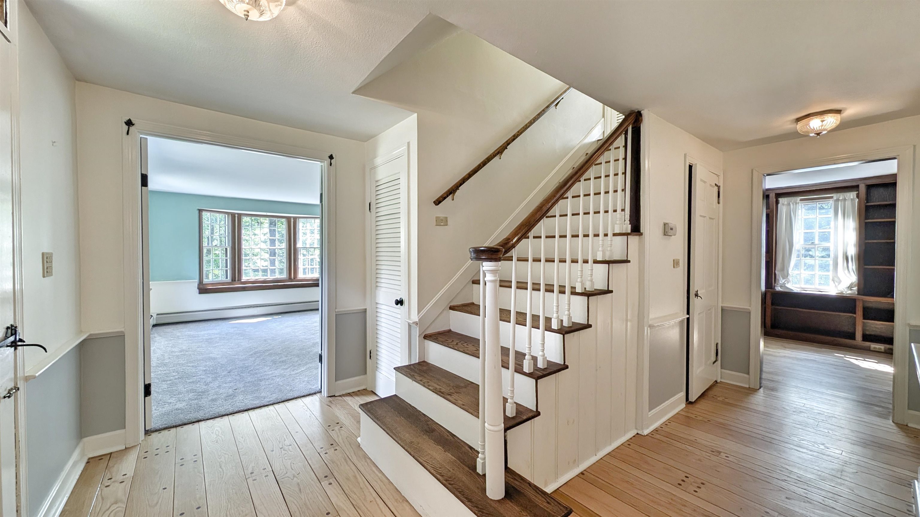 353 Boston Post Road Amherst, NH 03031 - Photo 2 of 32