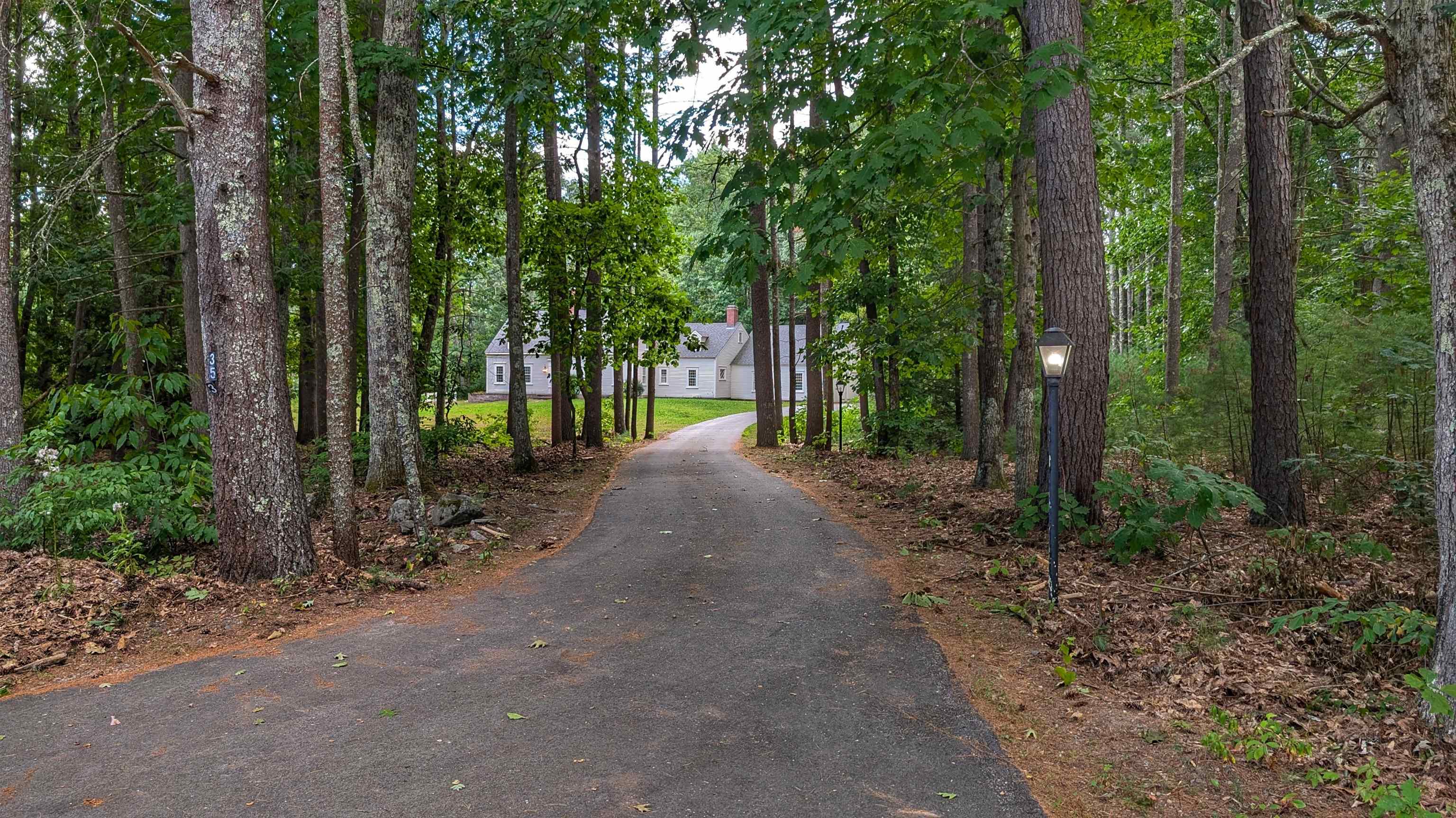 353 Boston Post Road Amherst, NH 03031 - Photo 23 of 32