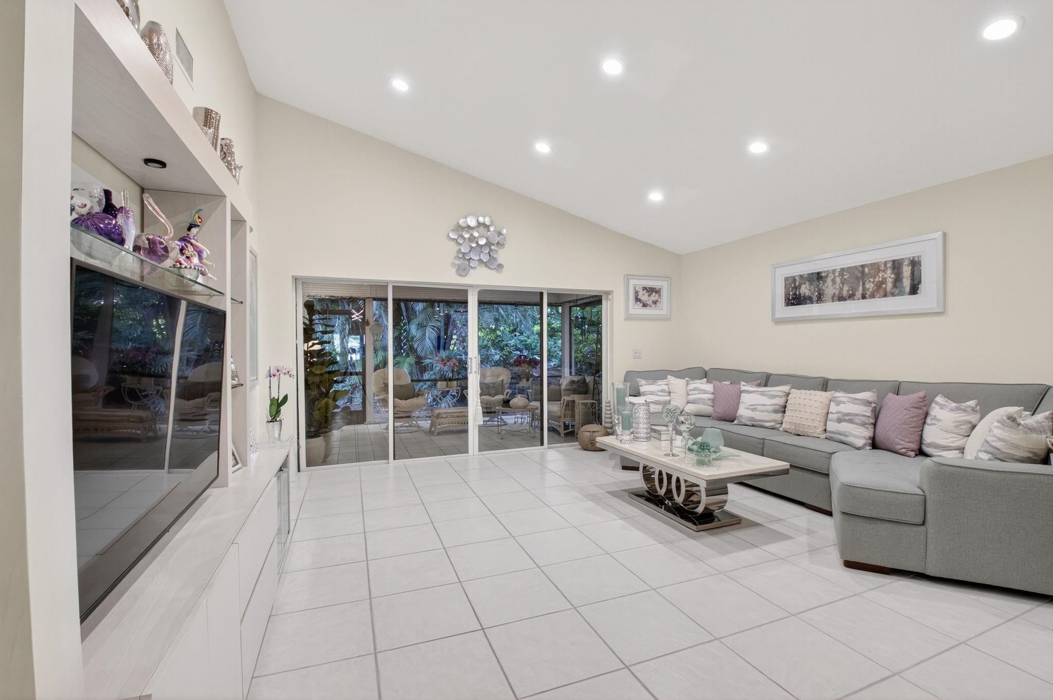 19452 Waters Reach Lane, Unit 305 Boca Raton, FL 33434 - Photo 13 of 77 Photo 13