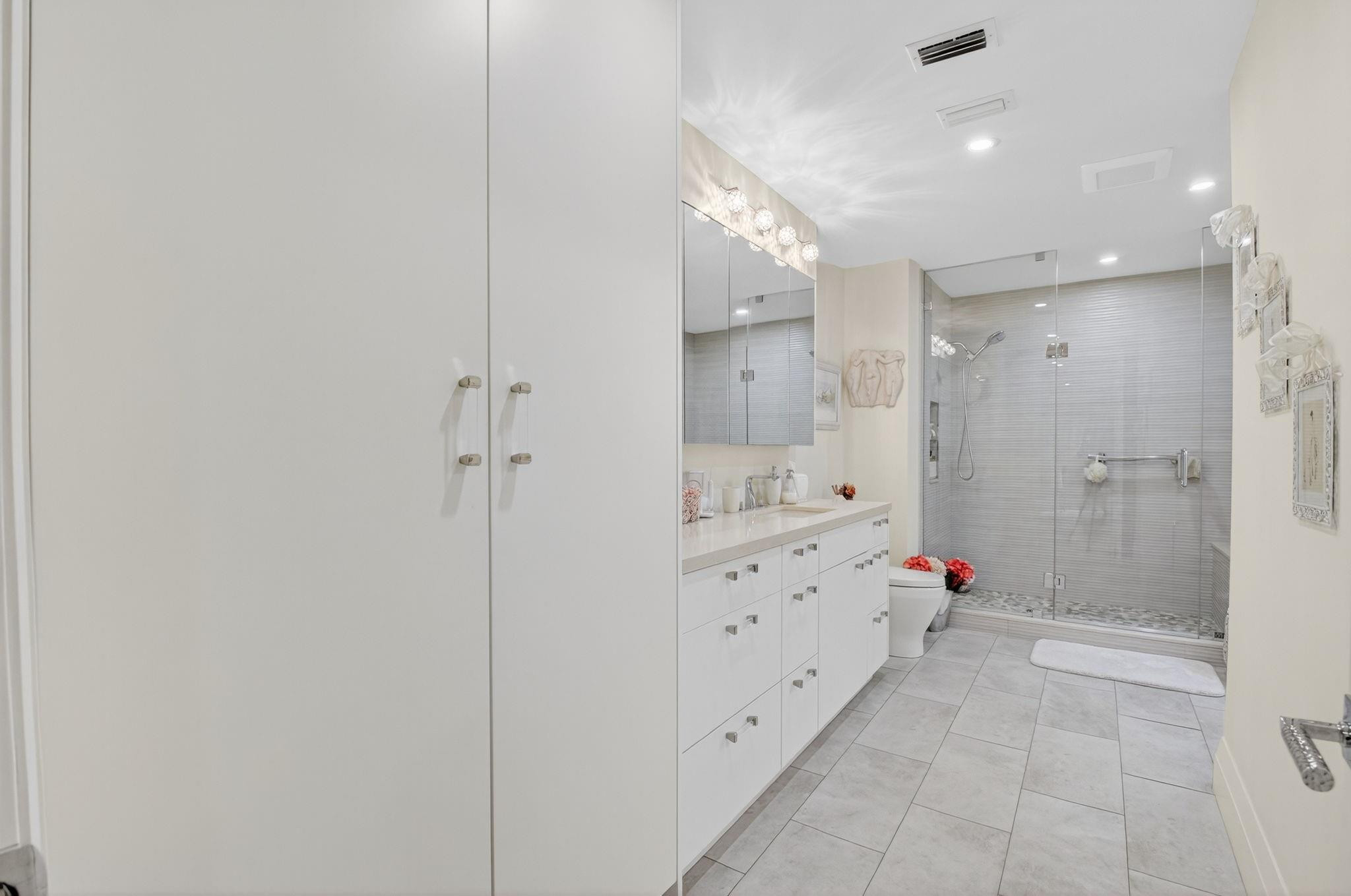 19452 Waters Reach Lane, Unit 305 Boca Raton, FL 33434 - Photo 20 of 77 Photo 20