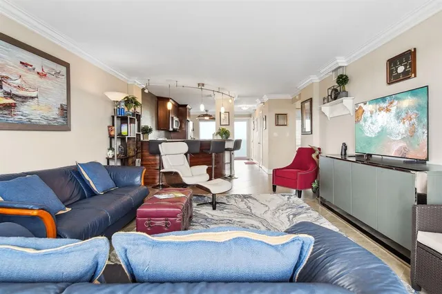 $450,000 | 2611 North Riverside Drive, Unit 1106, Pompano Beach, FL 33062