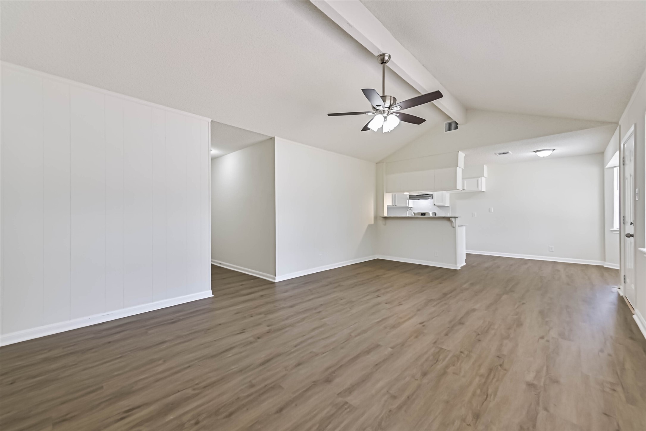 117 Dallas Street Angleton, TX 77515 - Photo 10 of 39 Gallery Image 10