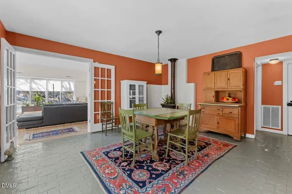 $4,200 | 303 Henderson Street, Unit A, Chapel Hill, NC 27514