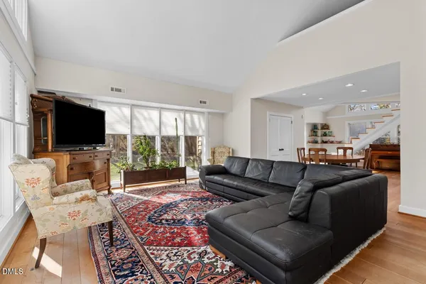 $4,200 | 303 Henderson Street, Unit A, Chapel Hill, NC 27514