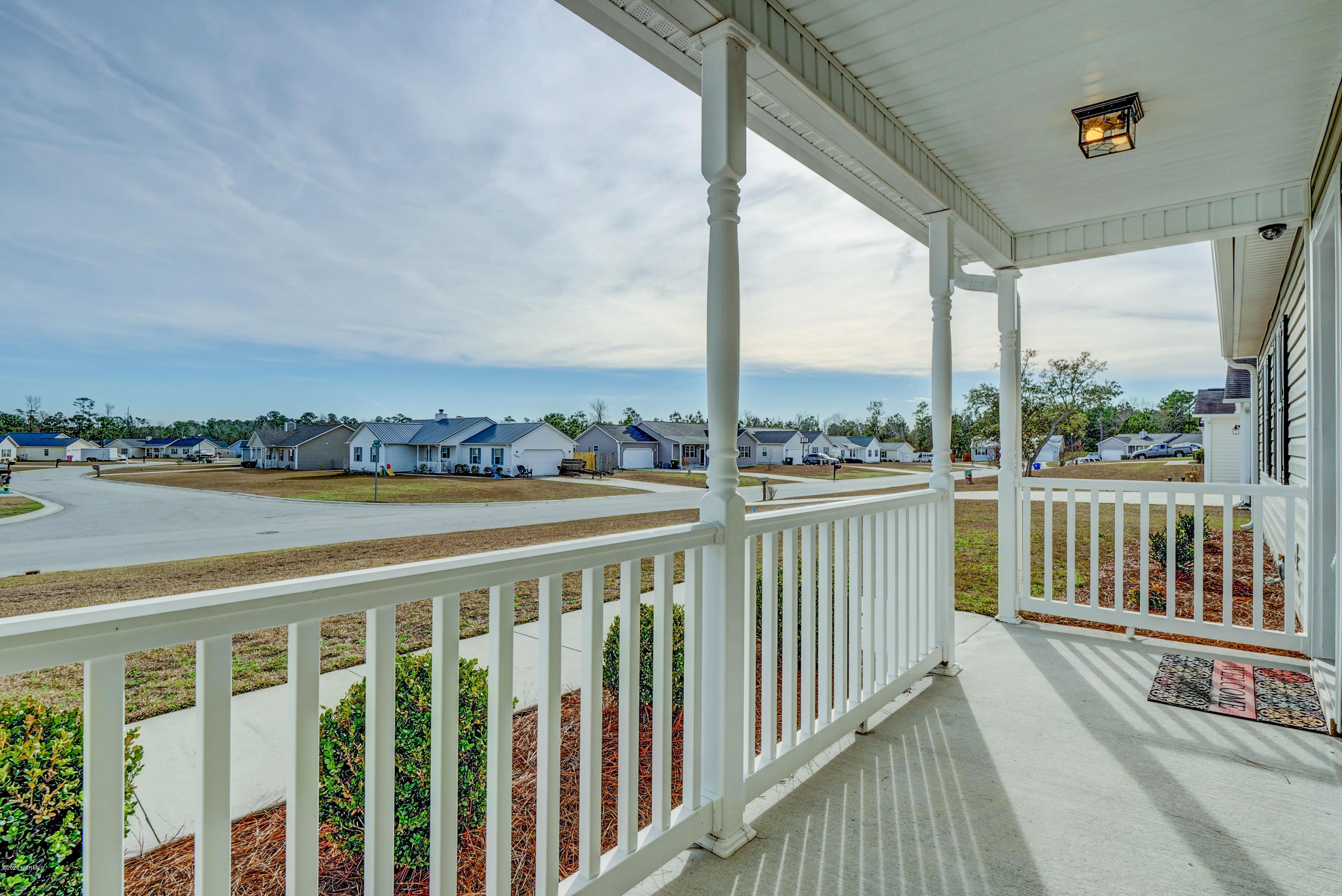 106 Jenna Rea Road Hubert, NC 28539 - Photo 5 of 31 106 Jenna Rea Rd Hubert NC-print-005-029